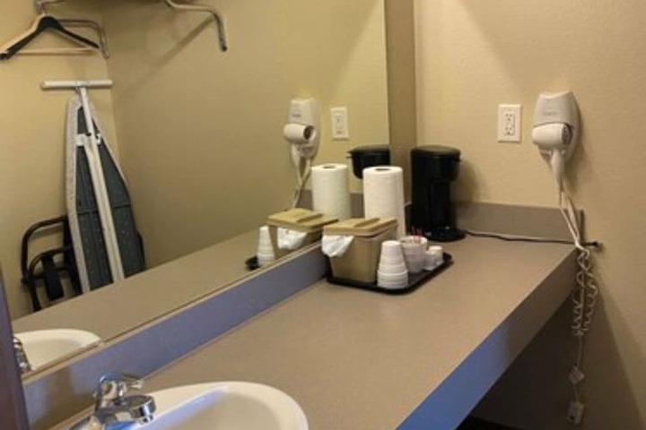 Room 18 of 31