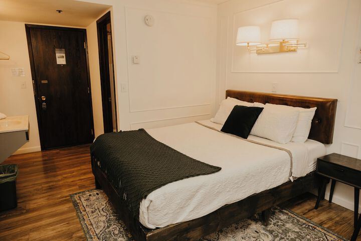 The Brooks Hotel