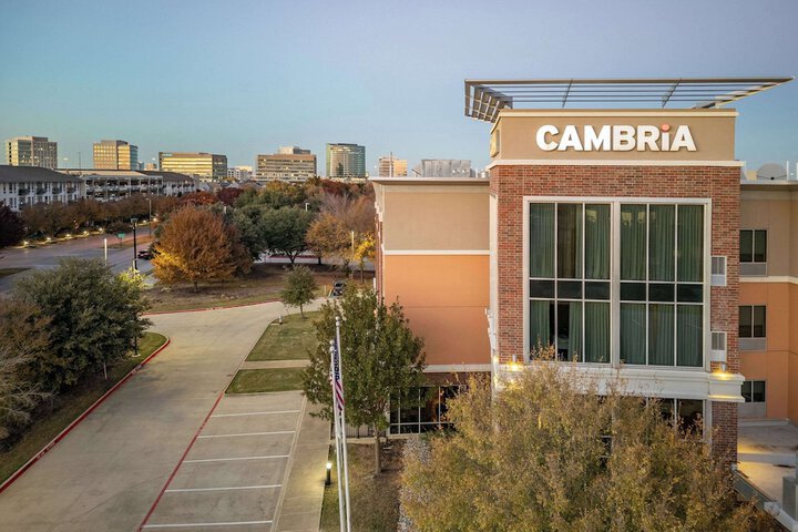 Cambria Hotel Plano Frisco