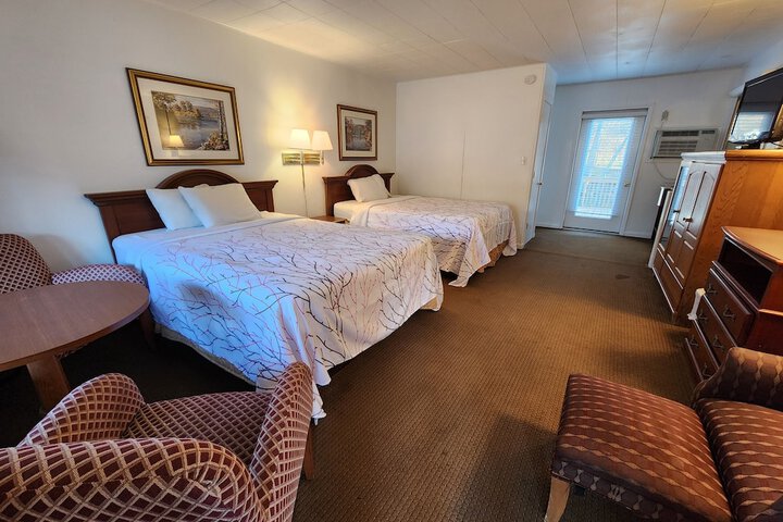 Room 12 of 37