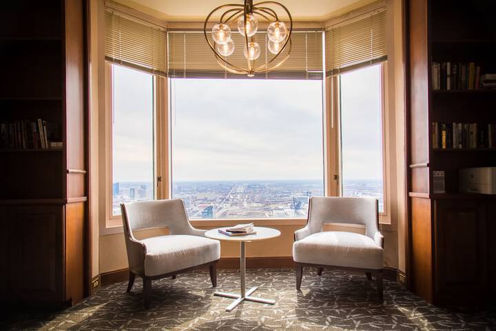Lounge 42 of 67