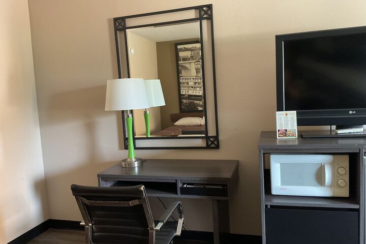 Super 8 by Wyndham Chattanooga / East Ridge