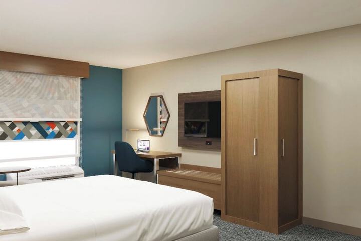 Room 8 of 23