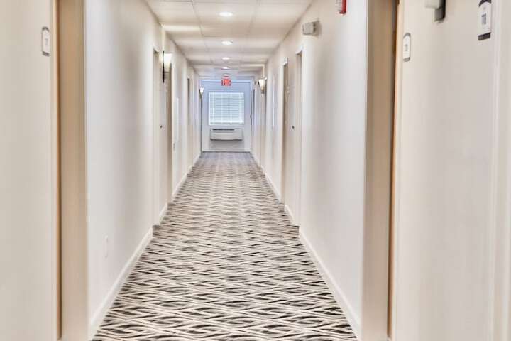 Ballroom/Hall 40 of 42