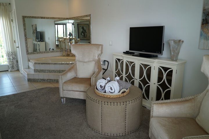 White Orchid Inn & Spa