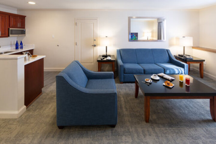Suite 30 of 56