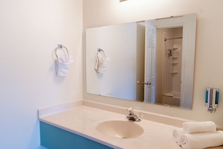 Room 18 of 20