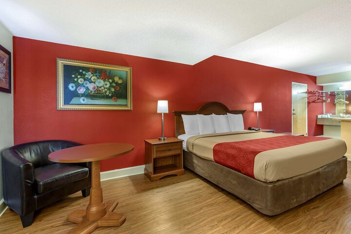 Room 18 of 31