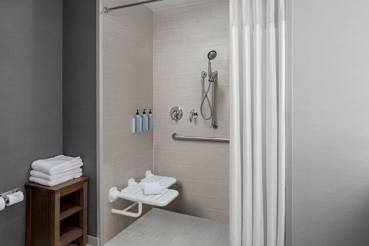 Room 20 of 53