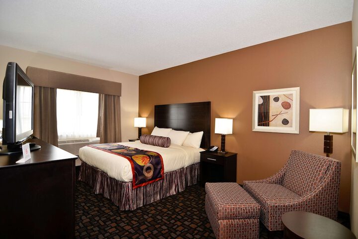 Room 7 of 27