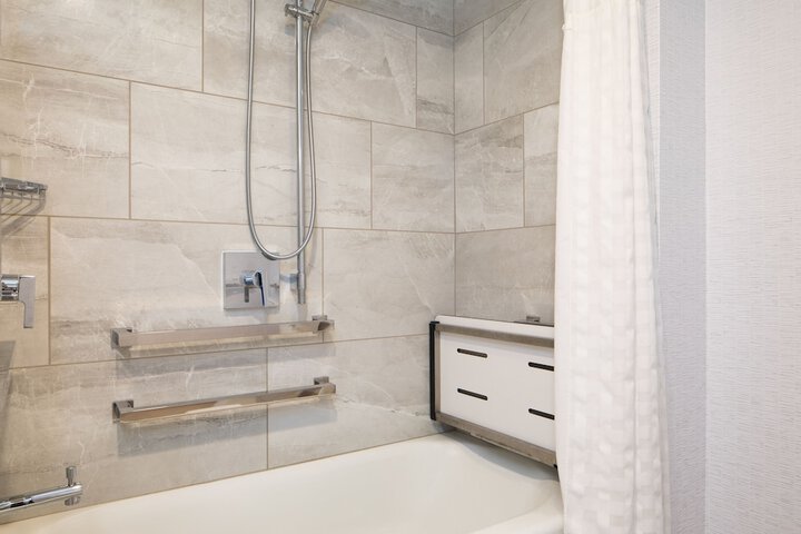 Embassy Suites by Hilton Portland Maine