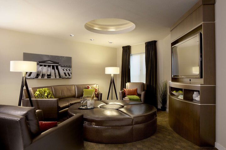 Room 14 of 26