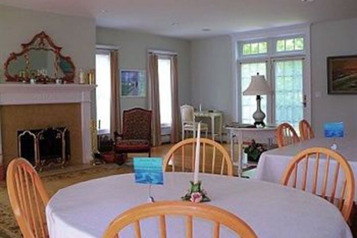The Shearwater Inn