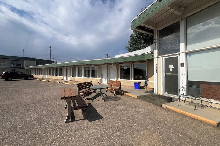 Caravan Motel