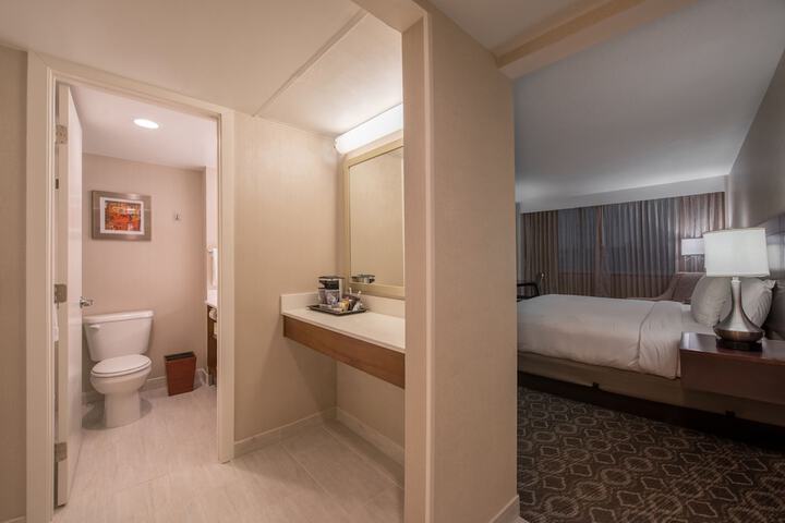 Room 16 of 29