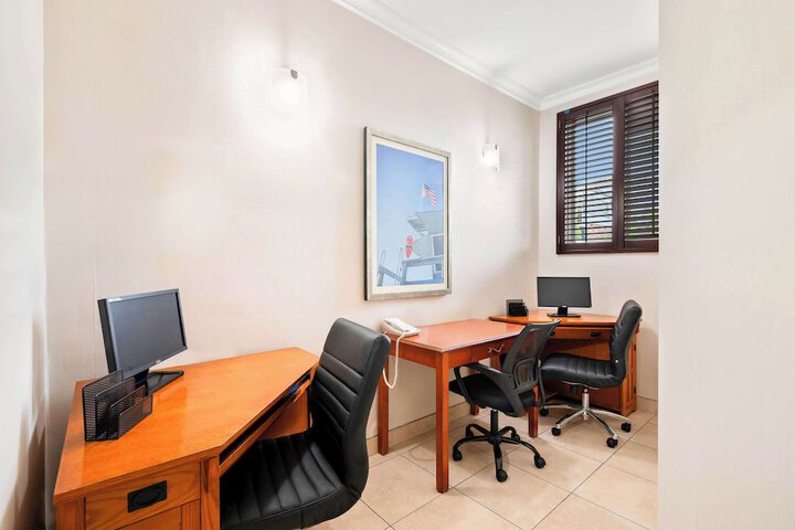 Business Center 41 of 42