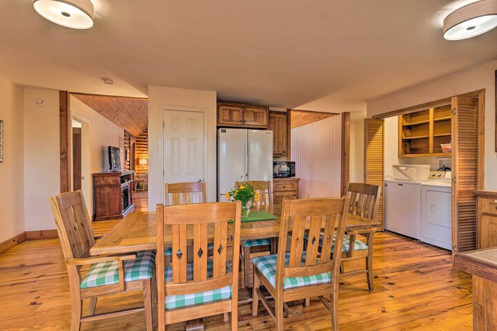 Blue Ridge Mtn Cabin Near Hiking & Biking Trails!