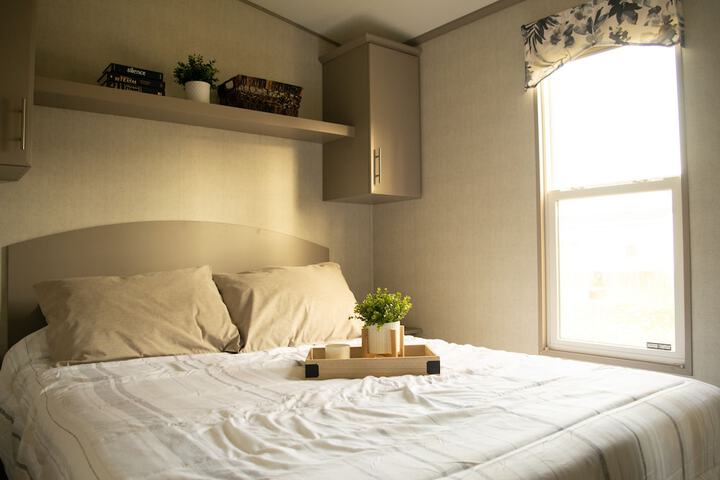 Room 17 of 33