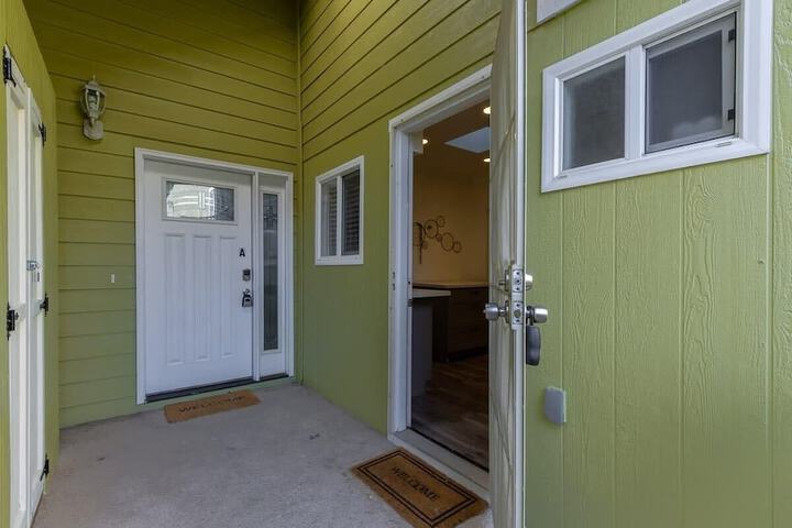 at Marbella Lane - Bright and Cozy Home Near SFO