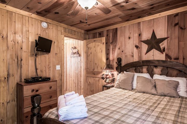 Room 3 of 20