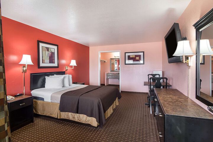 Room 22 of 30