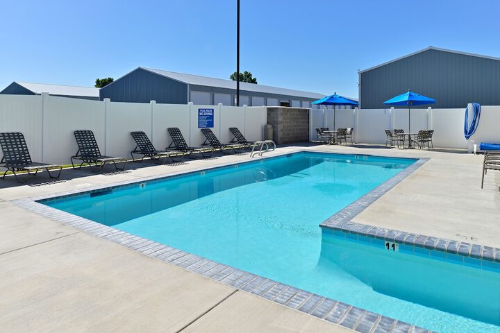 Pool 5 of 41