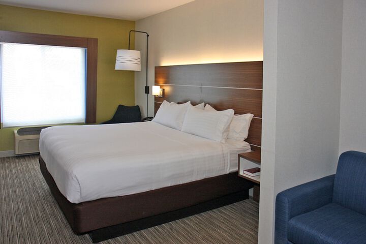 Room 22 of 69