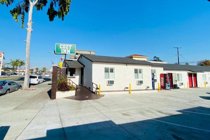Cozy motel