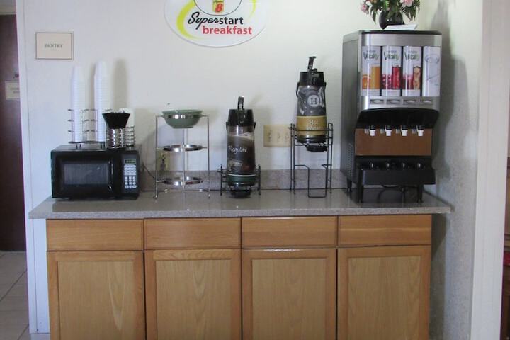 Breakfast/Coffee Service 67 of 74