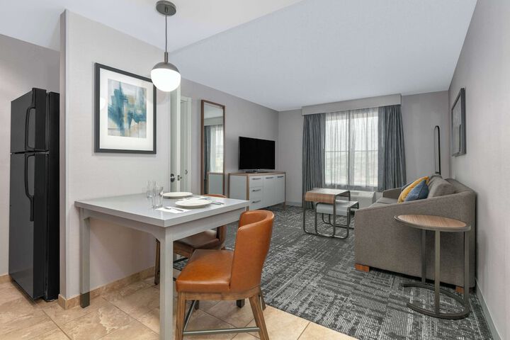 Room 15 of 35