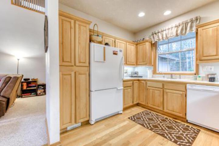 Clarks Mountain Condo