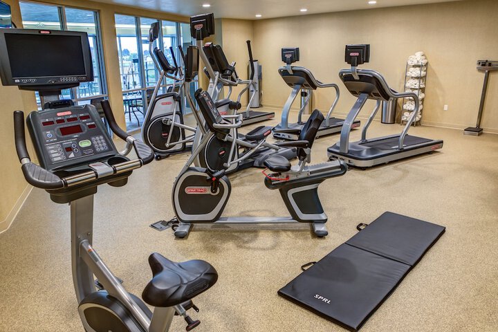 DoubleTree by Hilton West Fargo Sanford Medical Center Area