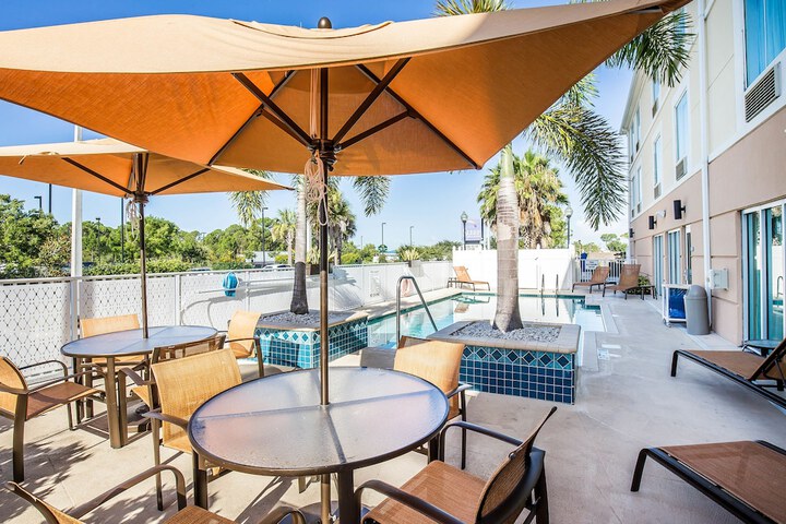 Sleep Inn & Suites Port Charlotte - Punta Gorda