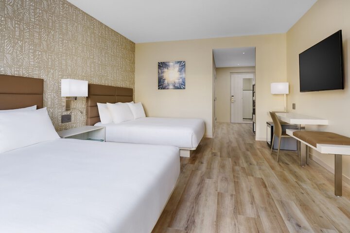 Room 40 of 70