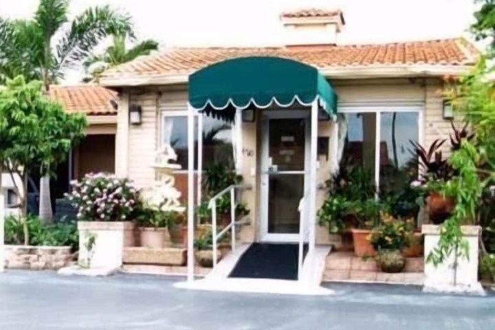 Hotel 5 of 24