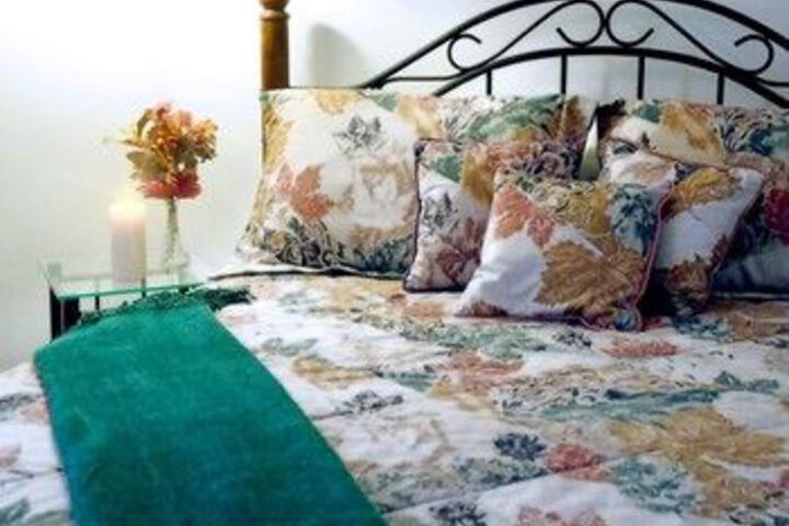 Arbor Hill Inn