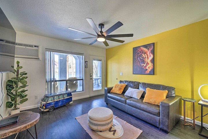 Parker Studio w / Patio & Direct River Access!