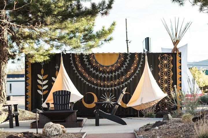 The Amigo Motor Lodge
