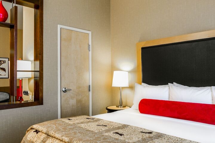 Room 43 of 83