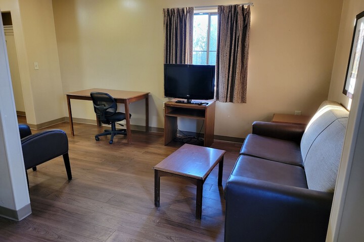 Room 11 of 12