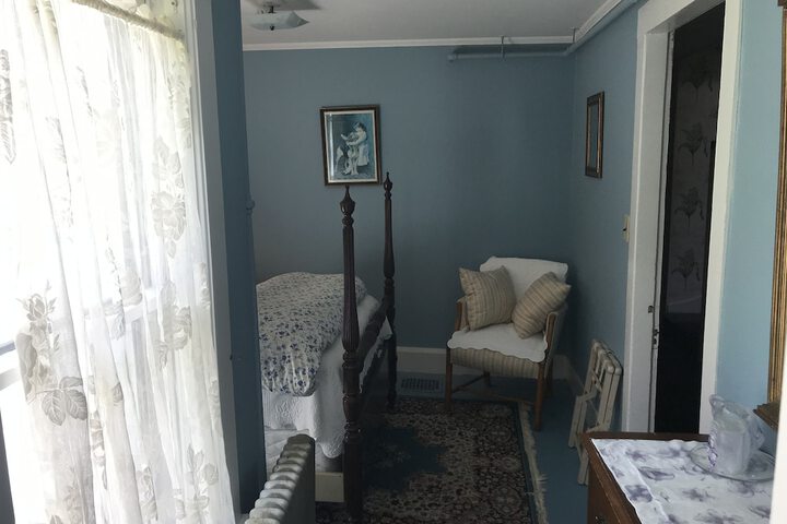Room 55 of 62