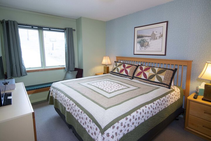 Mountain Lodge at Okemo a Vail Resorts Property