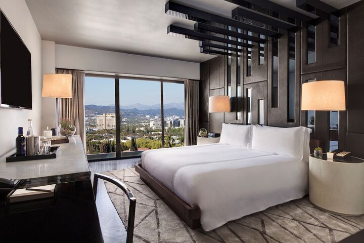 Room 22 of 46