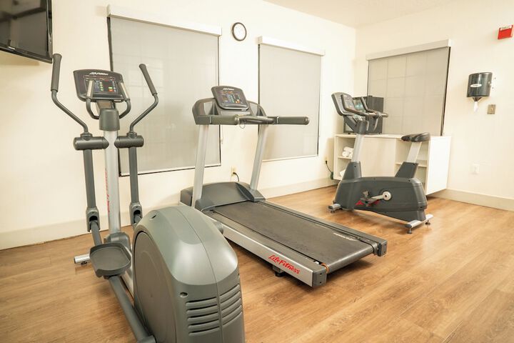 Holiday Inn Express Hotel & Suites Hesperia by IHG