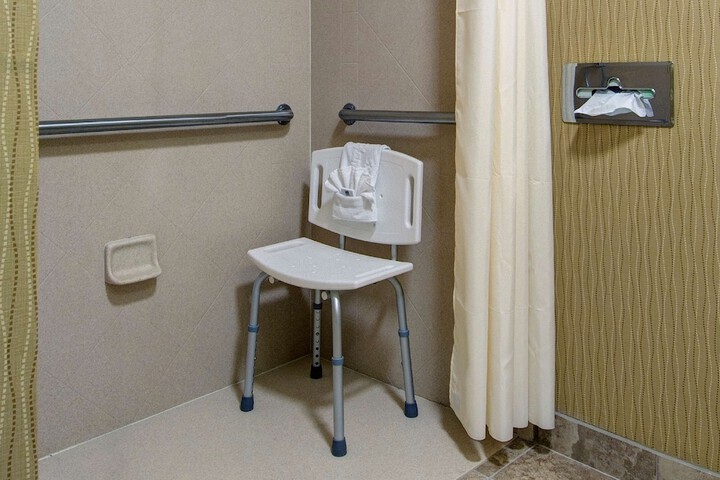 Room 14 of 22