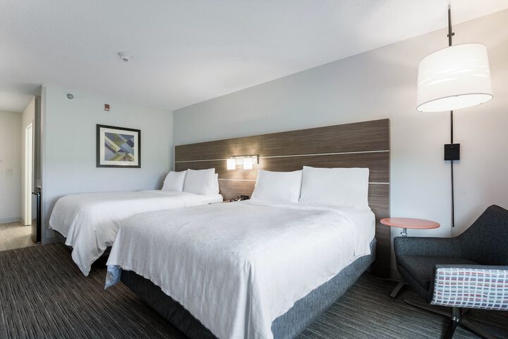 Room 28 of 41