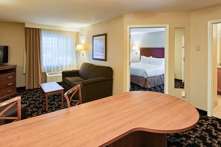 Best Western Plus Wausau / Rothschild Hotel