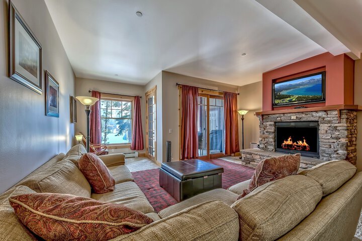 Three Bedroom Mountain at Kirkwood Townhouse by RedAwning