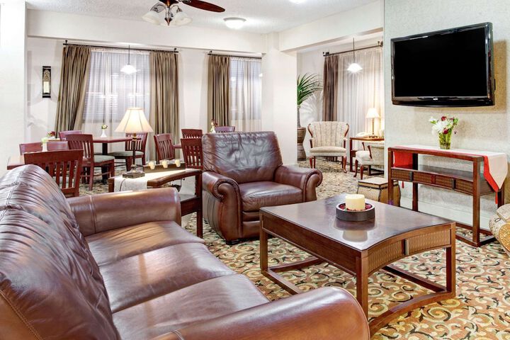 Hotel Interior 5 of 16