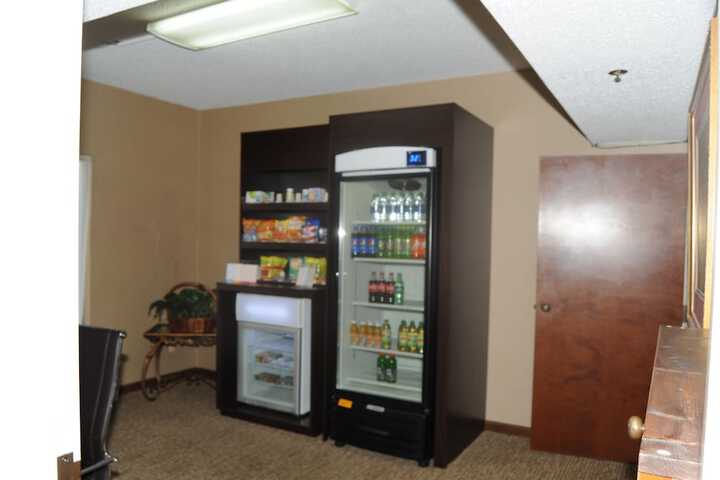 Quality Suites Morristown West